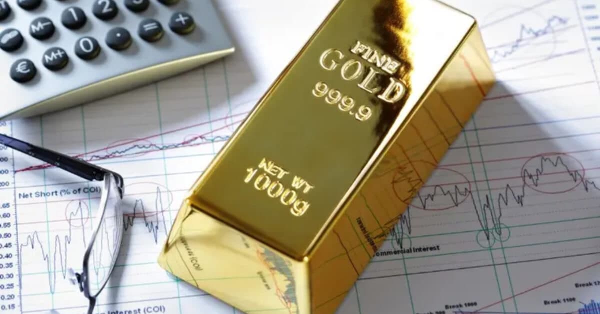 gold-bullion-bar-on-a-stocks-and-shares-chart.jpg